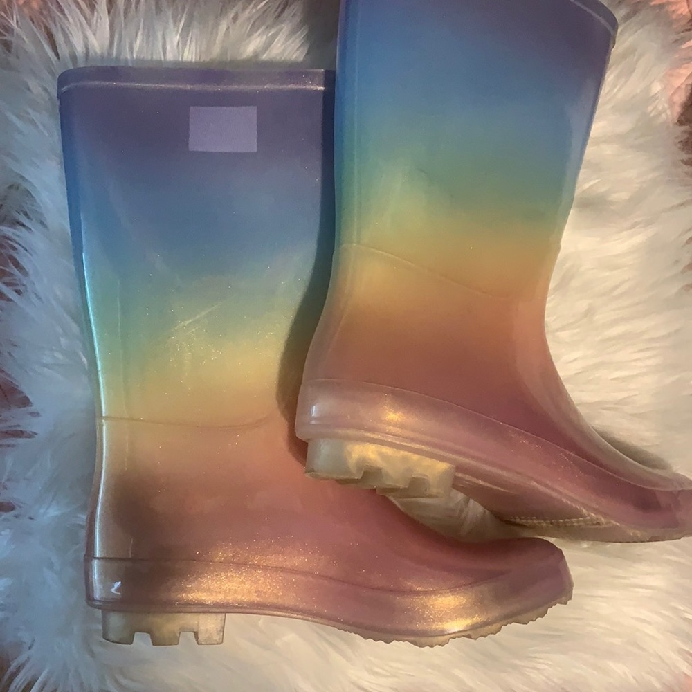 Rainbow glitter rainboots!